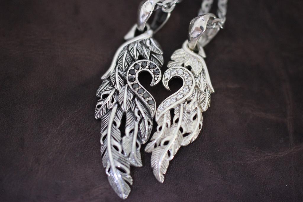 Серебряное ожерелье в форме сердца из перьев для мужчин и женщин, сумка-коробка tb316 [Velvi] (Бумага включена) (Сердце из перьев)