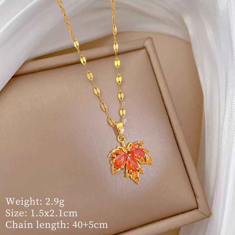 Set Maple Leaf Light Luxury Banquet Wedding Necklace Women'S Versatile Clavicle Chain Titanium Steel Chain
