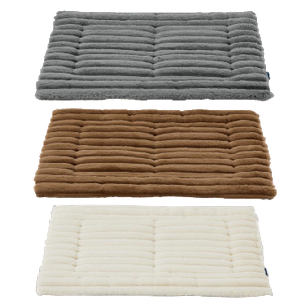 Pet Safety Pad Cozy Self-warming Cat Bed Pad for Indoor Outdoor Mat with Non-slip Bottom Thermal for Indoor