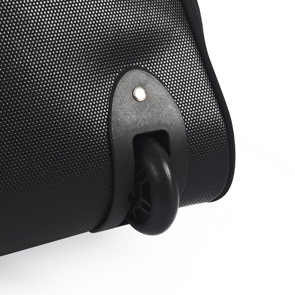 Дорожная сумка для гольфа с колесами. Дорожная сумка для гольфа на колесах.