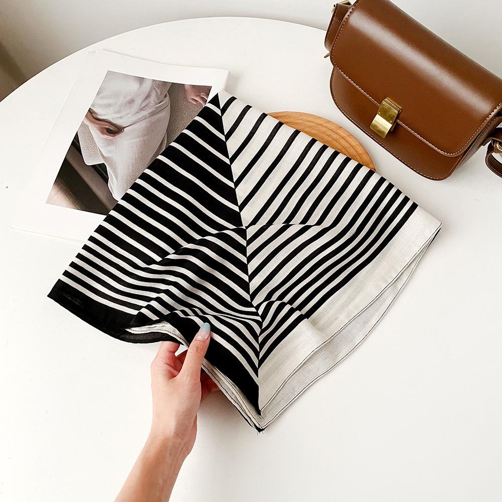 High-End Silk Scarf Women'S Spring Fashion Retro Neck High-End Square Scarf Scarf With Shirt Scarf