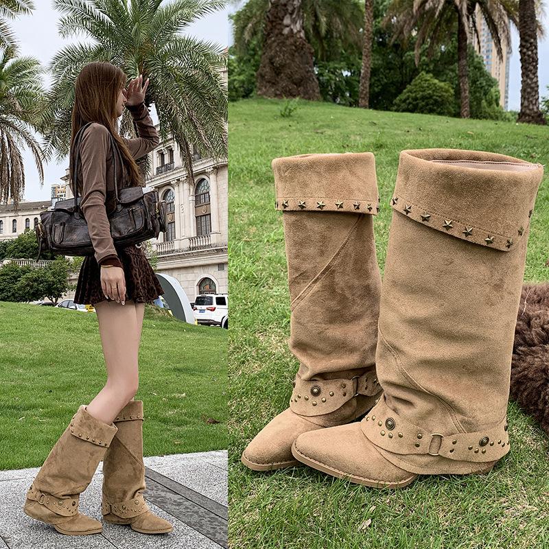 Large size pointed retro riveted trouser tube boots autumn thick heel metal buckle niche design sense stacking boots