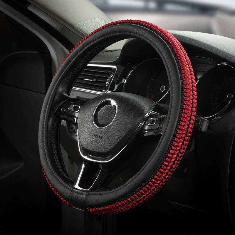 Универсальный чехол на руль автомобиля из искусственного шелка для всех четырех сезонов, впитывающий пот и удобный.