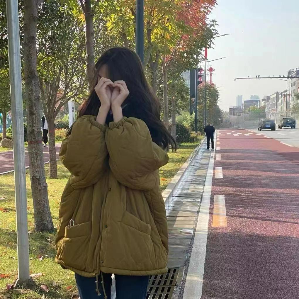 Ромбовидный хлопок Женская корейская зимняя одежда Ретро Куртка большого размера Хлебная одежда Свободная стелька Овечья шерсть Женская