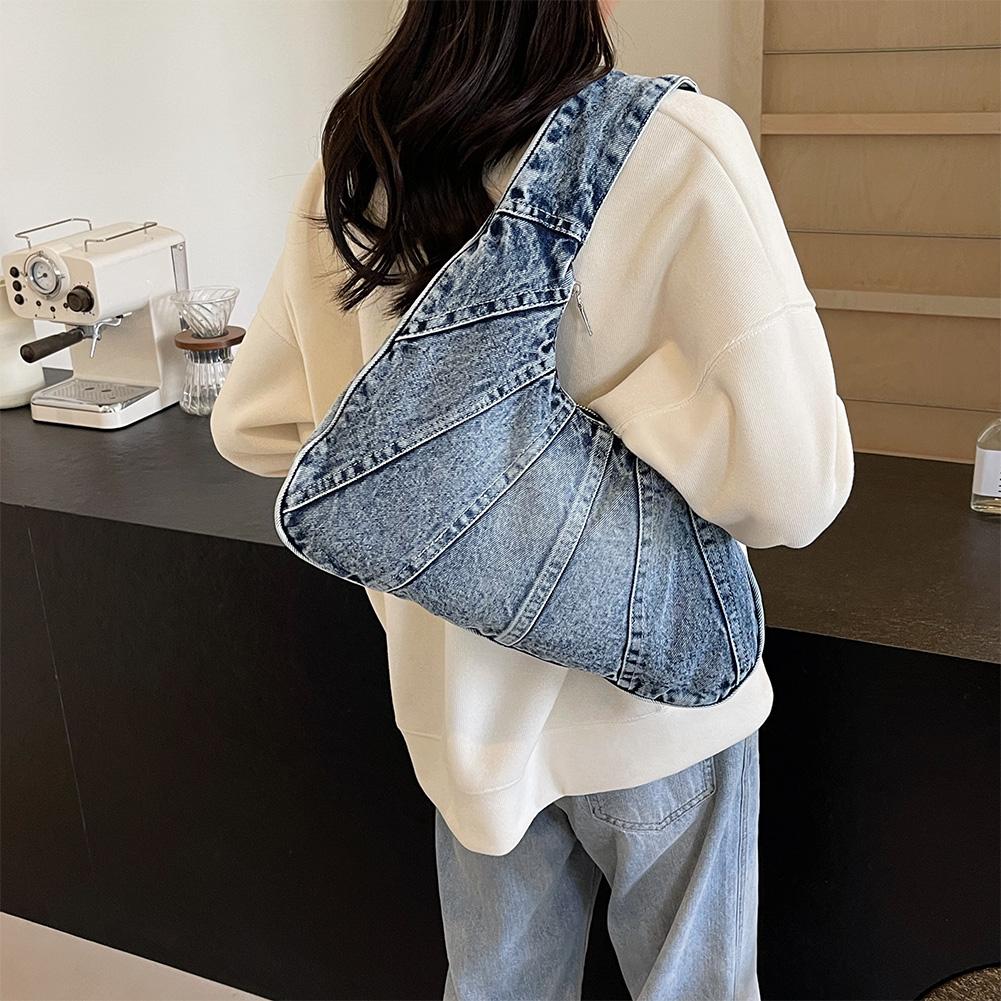 Women Denim Shoulder Bag Trendy Jean Purse With Pocket Underarm Purse Clutch Bag for Work Travel Shopping