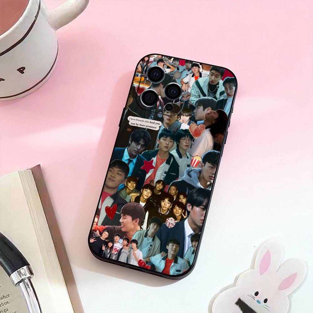 W-Слабый класс героя обои Чехол для телефона для iPhone 17,16,15,14,13,12,11 Plus,Pro Max,Мягкий силиконовый черный чехол