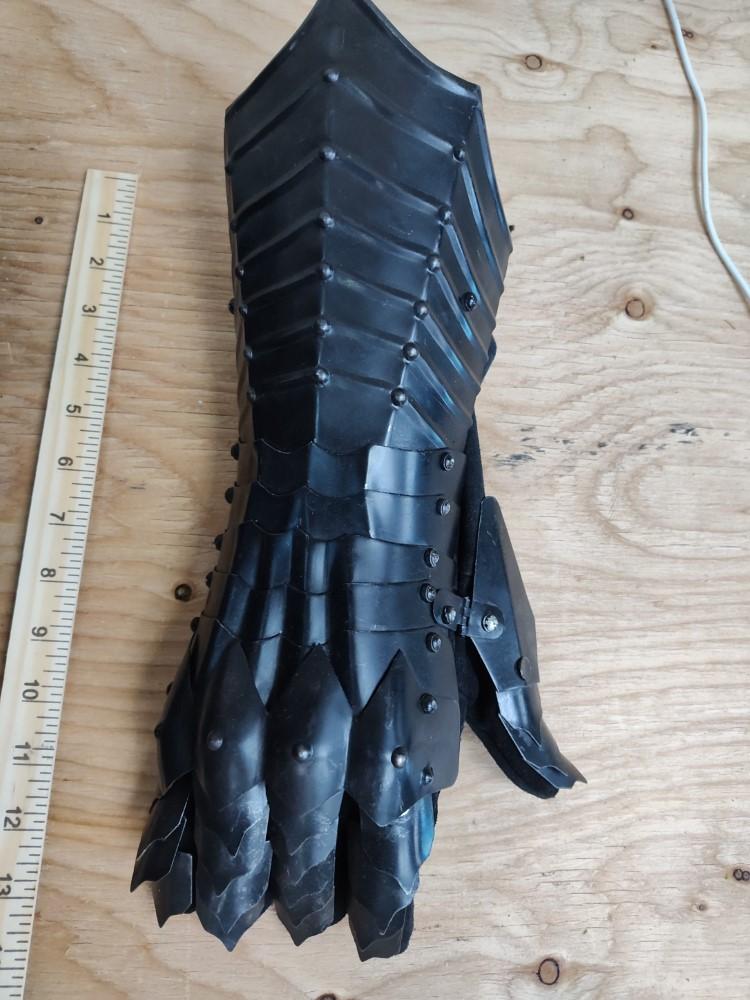 Medieval Silver Nazgul Gauntlets Unisex Steel Armor Gloves Crusader Costume