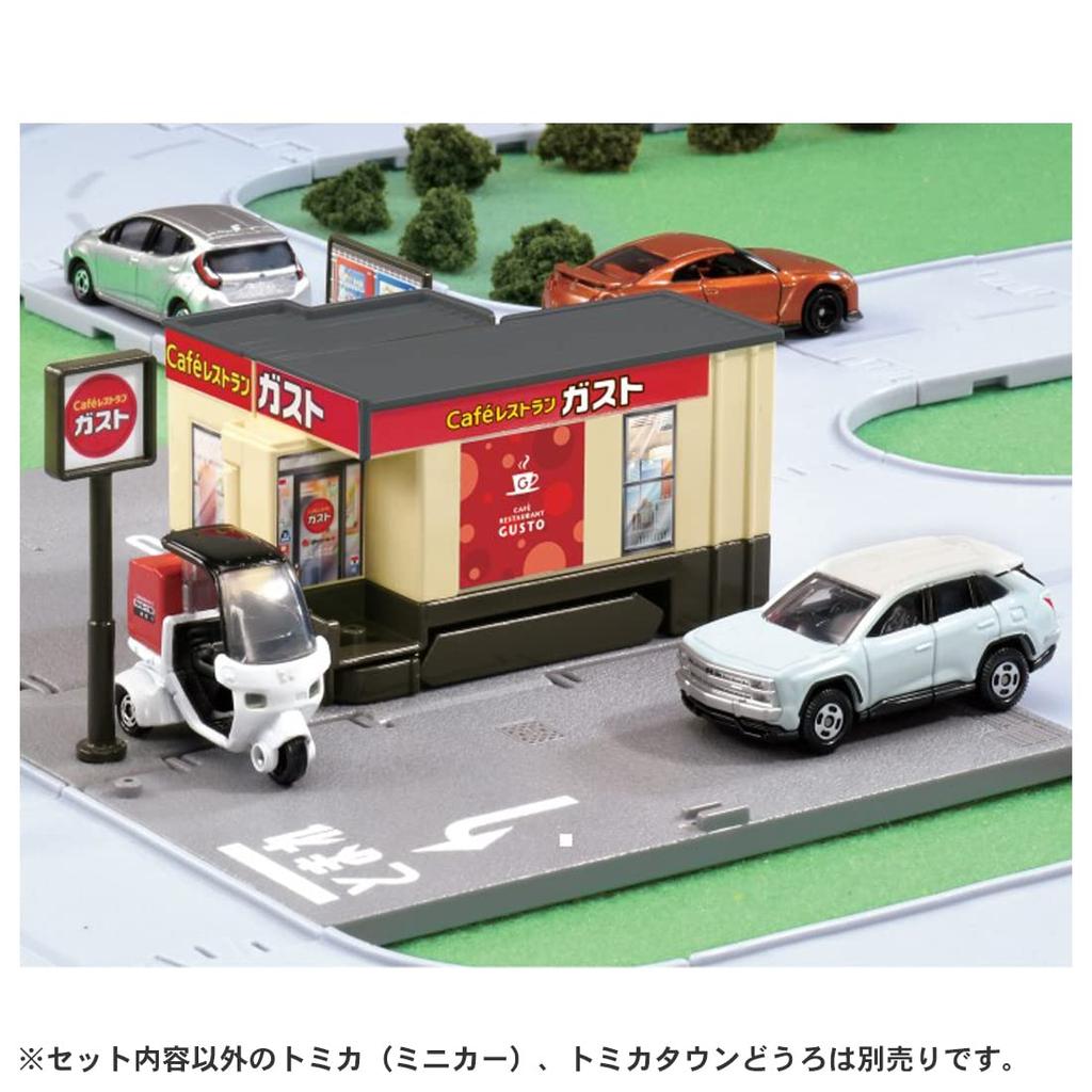 TAKARA TOMY Tomica Gift Tomica Town Restaurant Gusto Mini Car Toy Ages Cafē (с Томикой) 3+