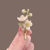 Literary Green Jasmine Brooch Plant Flower Pearl Brooch Retro Temperament Suit Anti-Light Pin Accessories