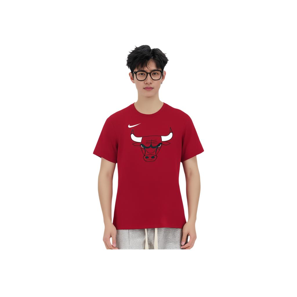 Nike Футболка с круглым вырезом Chicago Bulls Essential Cartoon Graphic, мужская, университетско-красная FJ0231-657