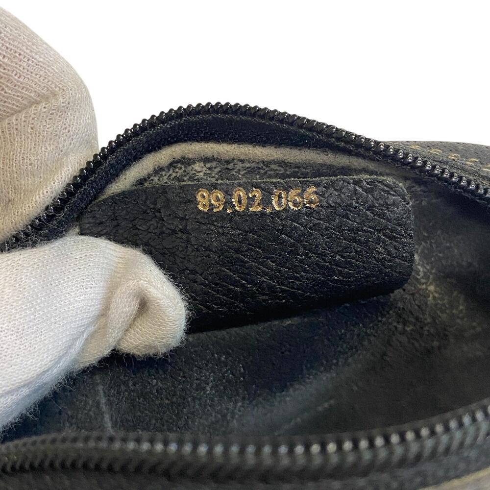 Gucci 066 Старая сумка-клатч Gucci линия Shelly с узором GG из кожи Наплечная сумка из серой кожи Женская Б/у