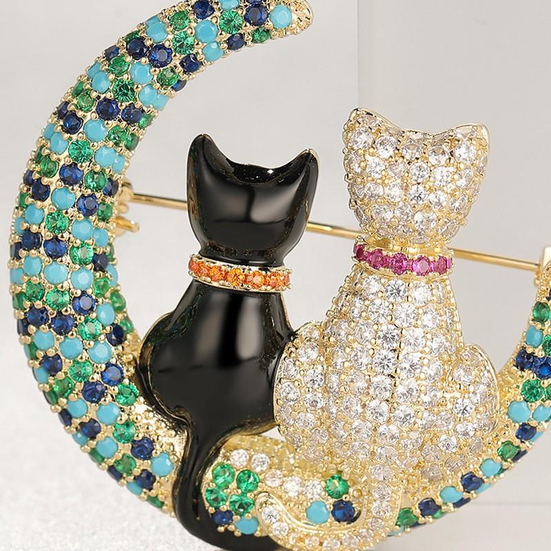 Cute Cat Brooch With Colorful Zircon Moon Design Gold Plated Copper Pin Women Men Fashion Accessory