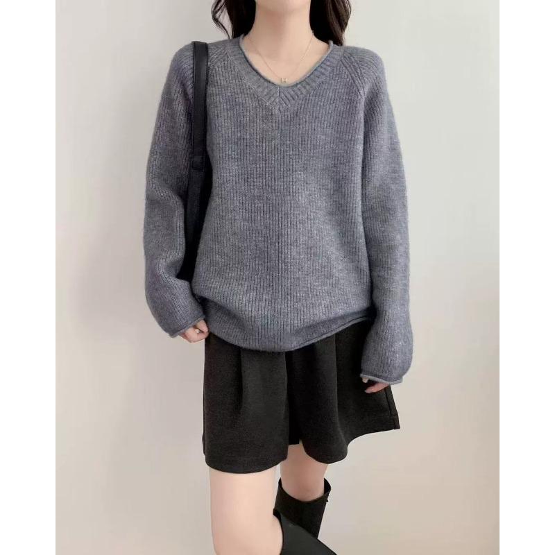 Autumn and Winter New V-neck Knitted Sweater Top Women's Soft Waxy Solid Color Versatile Good-looking and Thin Pullover Sweater