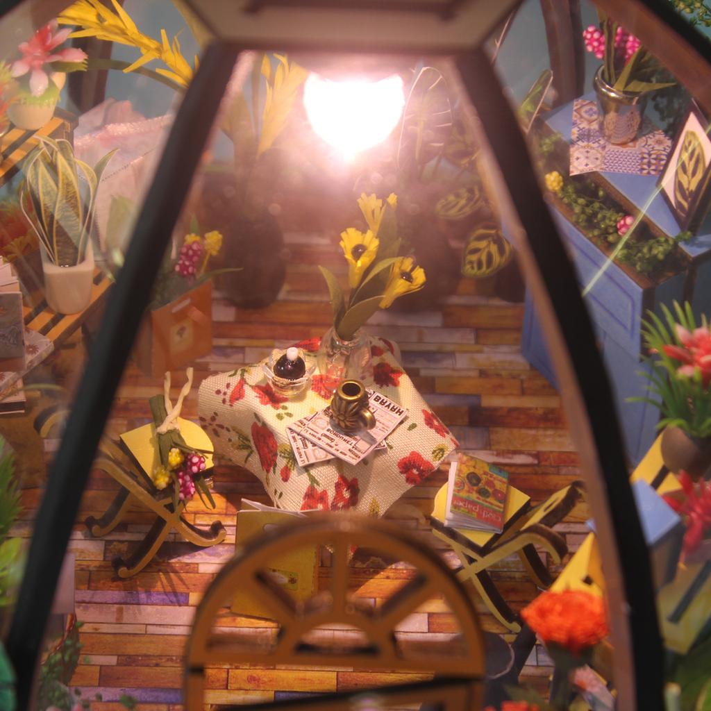 DIY Flower Room Model Hand‑Made Wooden Creativity Stereoscopic Mold for Children Adults Model Kit DIY Miniature Dollhouse Kit