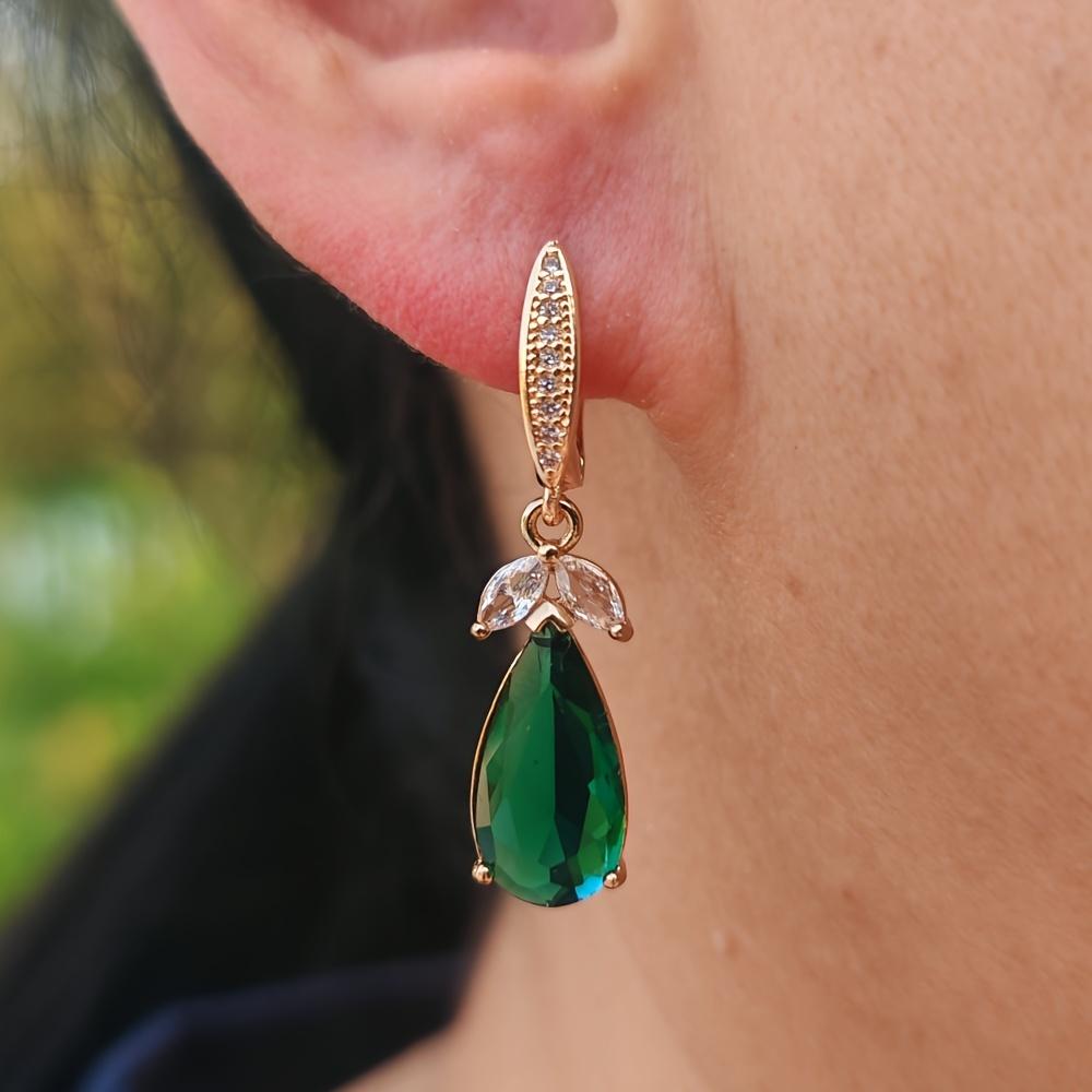 Серьги из искусственного кристалла для женщин 2025 Новые серьги-подвески в форме капли воды Модные золотистые аксессуары для вечеринок