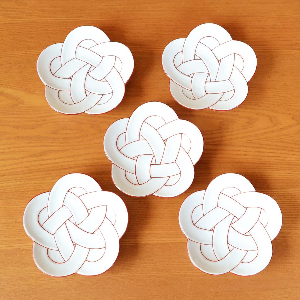 Новогодний японский набор Lucky Arita Plum Vermillion Medium в подарочной коробке, столовые приборы, тарелка, 15 см, подвеска, посуда, Musubi, красный, линия, тарелка,