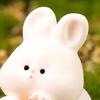 Миниатюрная фигурка кролика Пасхальный кролик из смолы Миниатюрные фигурки Маленькое животное Украшение для сказочного сада для микро-ландшафтов Горшечные растения Домик для кукол Верхушка для торта