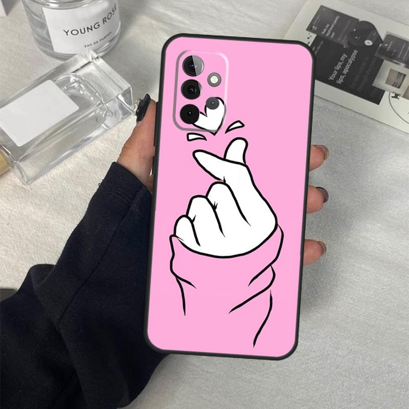 Чехол Kpop Сердце Рукой Пальцами Для Samsung Galaxy A55 A35 A15 A52 A32 A12 A16 A26 A36 A56 A53 A33 A13 A14 A34 A54 A17