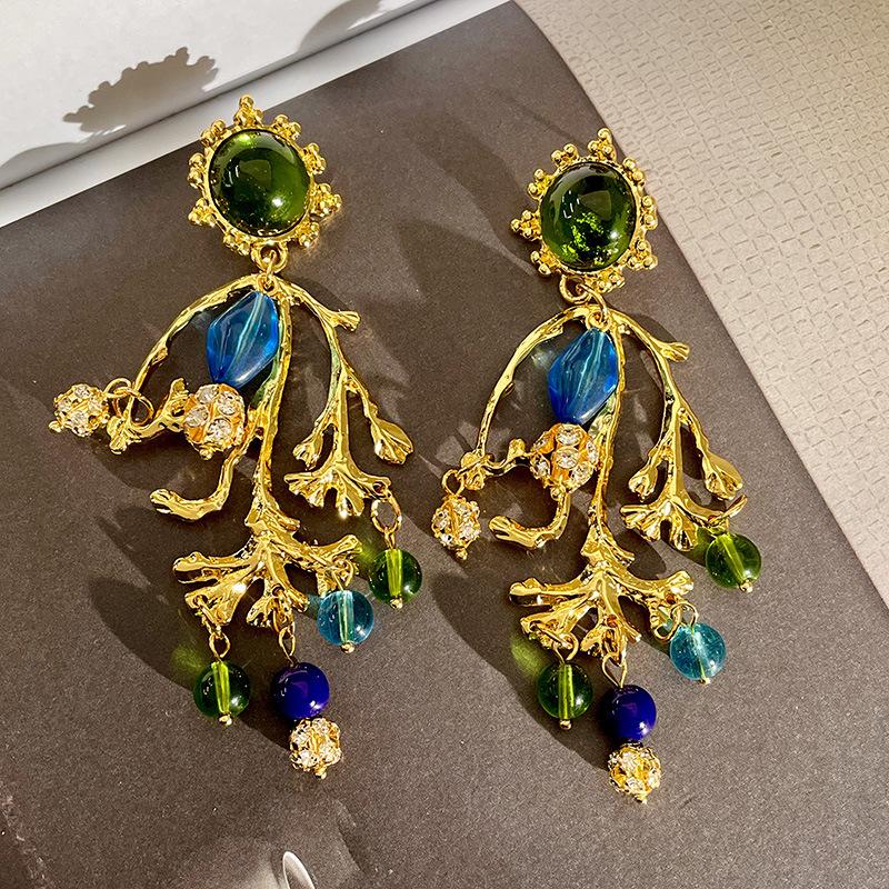 Классические серьги среднего размера для женщин и девочек с эмалью и цветком, серьги-клипсы, винтажные элегантные женские вечерние аксессуары для банкетов высокого класса, ювелирные изделия
