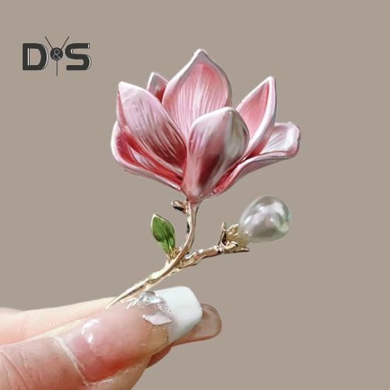Magnolia Brooch Zinc Alloy Pin with Oil Dripping Process Decorative Pin T-Shirts Dresses Coats Badge Jewelry Accessory