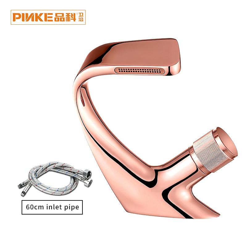 New Design Hotel Luxury Waterfall Golden Single Handle Brass Ceramic Valve Core Deck Mount Modern Bathroom Basin Faucet