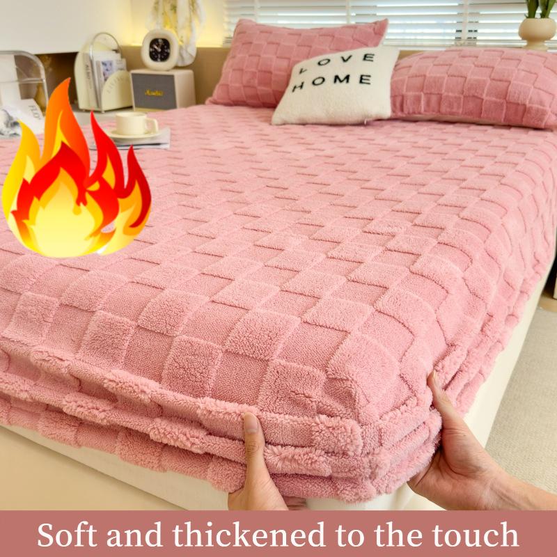 2025 Осенне-зимняя утолщенная простыня из молочного бархата, Цельный мягкий коралловый бархатный наматрасник, Тафтовый протектор для матраса
