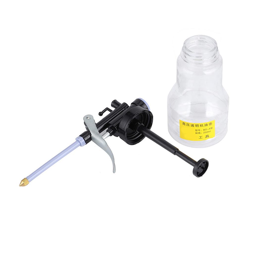 High Pressure Oil Can, Manual Grease , Lubricating Oil Bottle with High Strength Plastic Body for Distance Injection up to 5