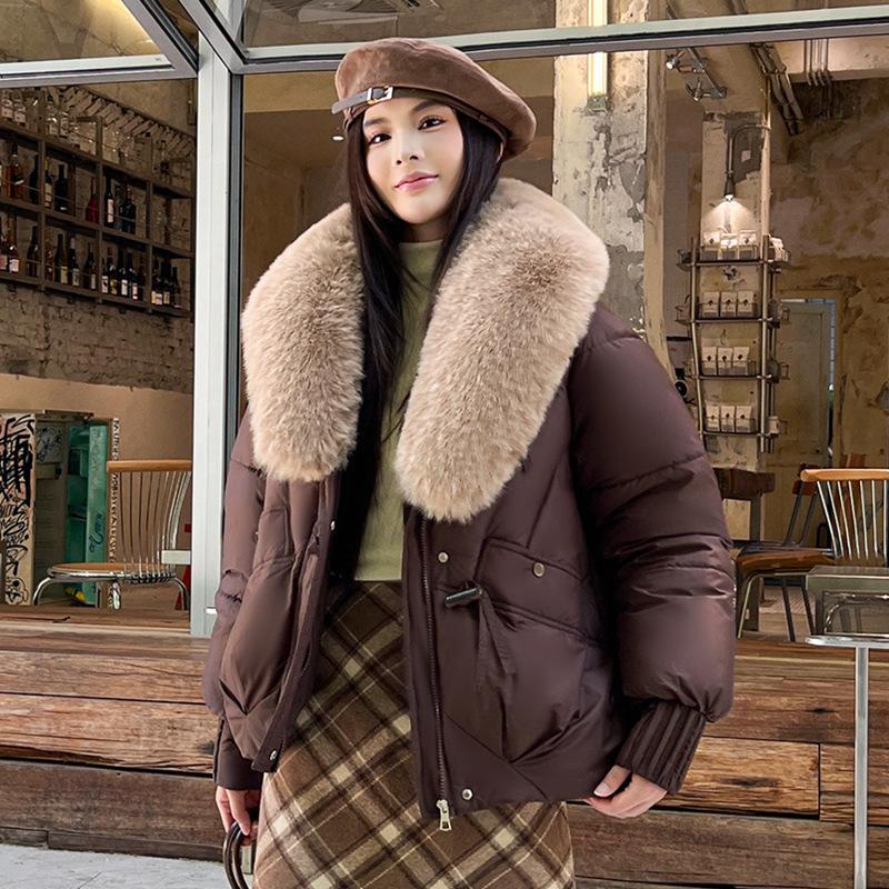 Stylish Winter Coats for Women: Warm and Fashionable, with A Large Faux Fur Collar and A Short Length.