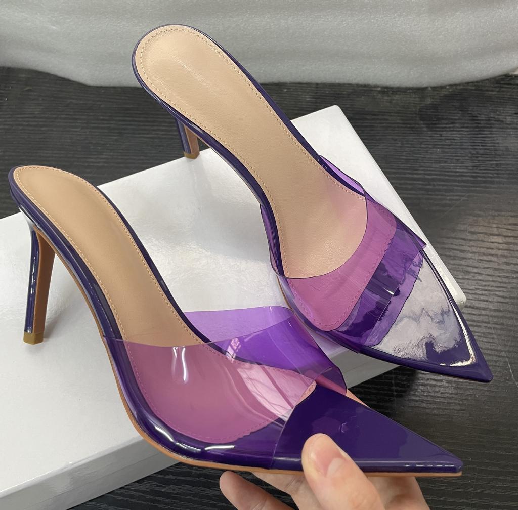 The new simple nude transparent high-heeled slippers with thin heels and pointed toes are not tired, and the high-heeled sandals are worn with open