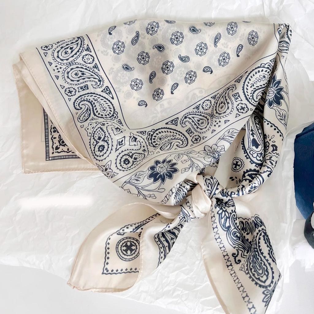 Spring New Vintage Fashionable Totem Silk Scarf Headscarf Women'S Versatile Cashew Flower Scarf Spring Summer Autumn Square Scarf