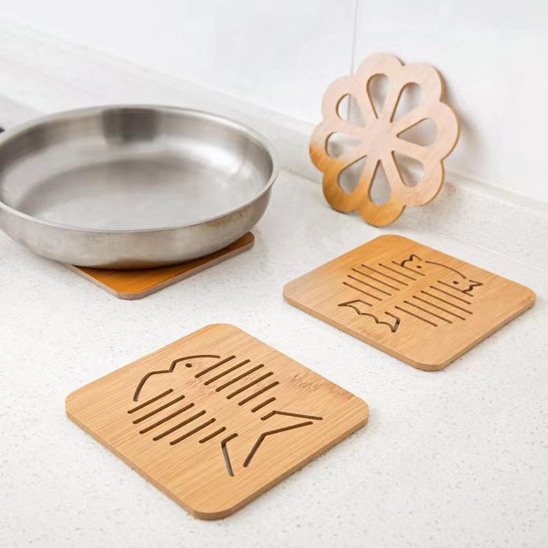 Creative Wooden Dining Table Insulation Mat, Water Cup Mat, Cartoon Dining Table Anti Slip Mat, Cute Creative Dining Table Insulation Mat