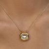 Huitan Универсальное Элегантное Ожерелье с Подвеской из Кристаллов CZ Для Женщин Для Свадьбы Роскошный Аксессуар Для Шеи Простой Геометрический Золотой Цвет Ювелирные Изделия