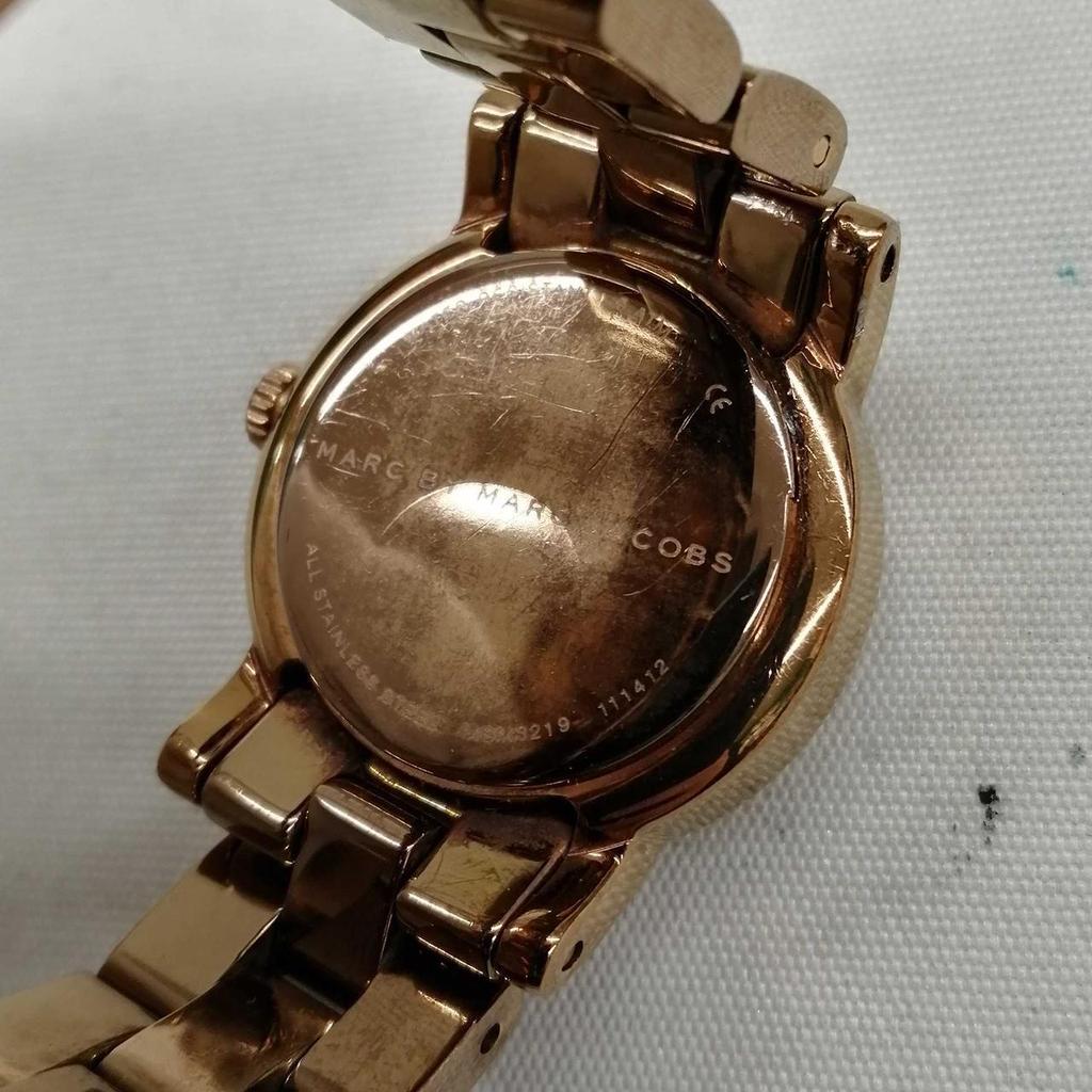 Подержанные кварцевые часы MARC BY MARC JACOBS MBM3219