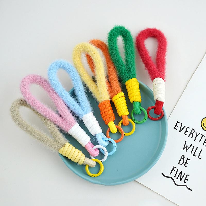 1 шт. плюшевый шнурок-сетка красный автомобильный брелок Ins стиль пушистый ручной шнурок чехол для телефона анти-потеряшка короткая школьная сумка портативный многоцветный