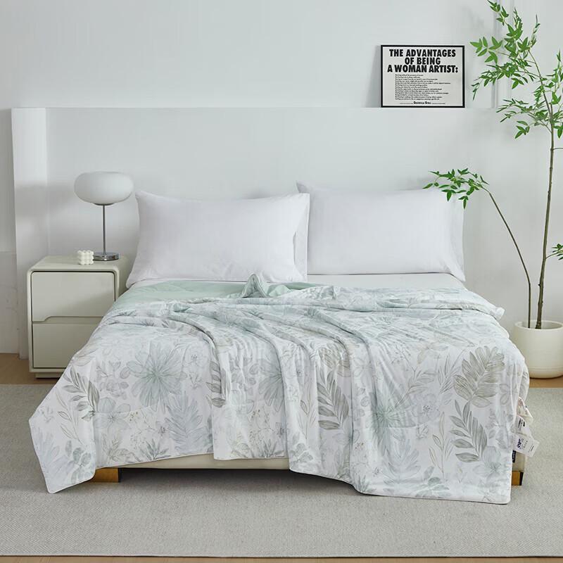 SOMERELLE Breeze Silk Cooling Summer Quilt