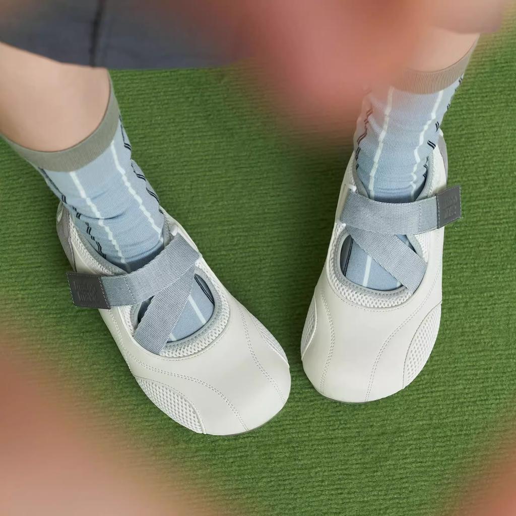 Horse Speedism 2025 Лето Новые Туфли Мэри Джейн на Липучке Плоские Универсальные Повседневные Туфли Пуф Одинарные Туфли Женские