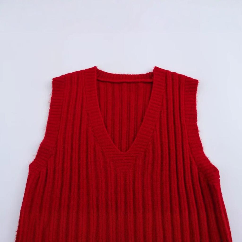 Ladies’ 2025 Spring V-Neck Slim Knit Vest - European & American Style