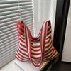 Модная и популярная полосатая простая сумка-тоут 2025 года, нишевый дизайн, сумка под мышкой, в иностранном стиле, большая вместимость, сумка на плечо