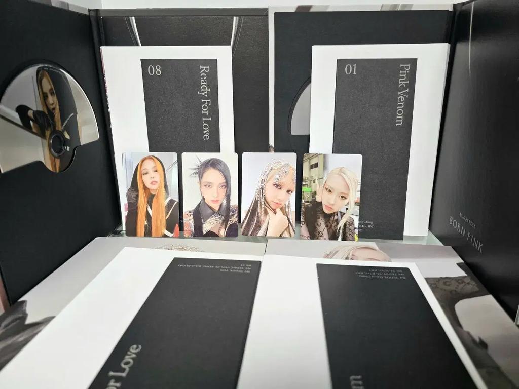 BLACKPINK Bon Pink Digipack Набор из 4 штук Полный состав поп. Использовал