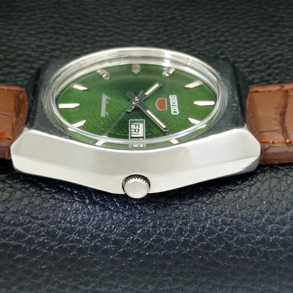 AUTOMATIC VINTAGE SEIKO 5 JAPAN 6349A MENS GREEN COLOR DIAL WATCH A701218-5 R206a-a701218