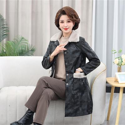 Кожаная куртка средней длины для женщин и матерей. Хлопковая куртка для свекрови на зиму. Новый топ из плюша и утолщенной ткани.