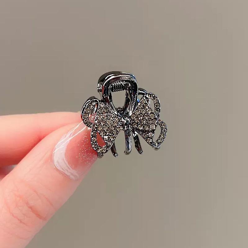 Корейская заколка-краб с бантом из стразов
