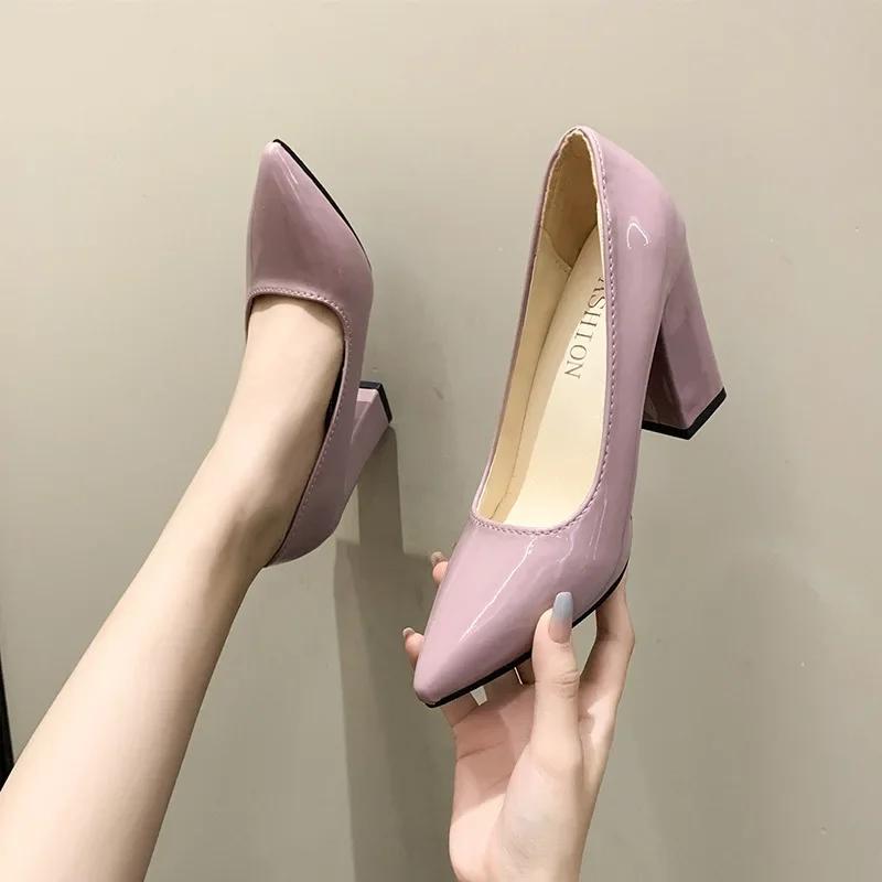 Туфли на квадратном каблуке, женские туфли из лакированной кожи, сексуальные, для свадебной вечеринки, для официального отдыха, супер большой размер 2024