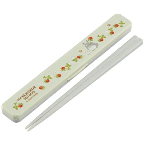 Skater Chopsticks and Chopstick Case Set, My Neighbor Totoro, Raspberry Design, Studio Ghibli, 18cm, Antibacterial, Adult Size, Made In Japan, ABC3AG-