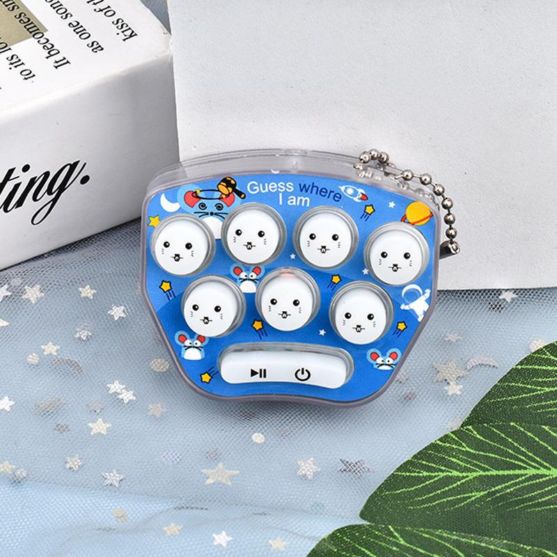 Детская мини-игрушка-брелок «Бей крота»