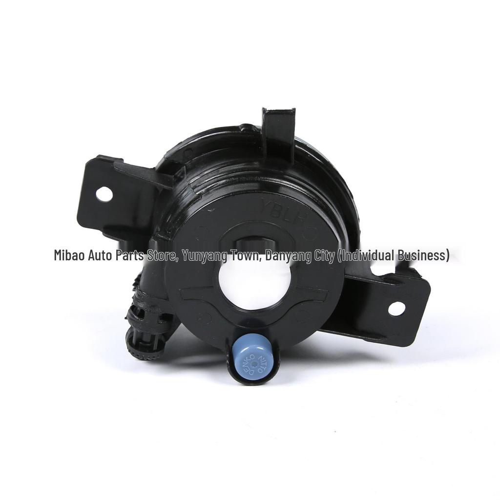 Комплект противотуманных фар для моделей BMW X1 E84/X3 E83 2011-2012 гг. (63172993525/63172993526)