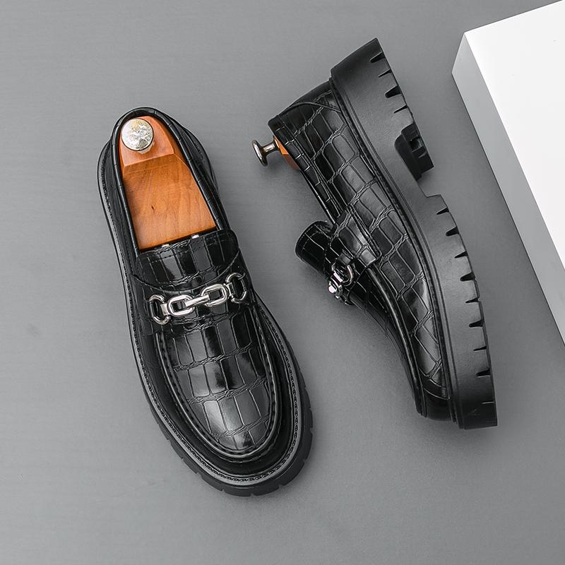 Fashion Brand Business Casual Leather Shoes Rubber Thick Soled Anti Slip Men Leather Shoes Low-quality Fashionable Comfort Driving Shoes