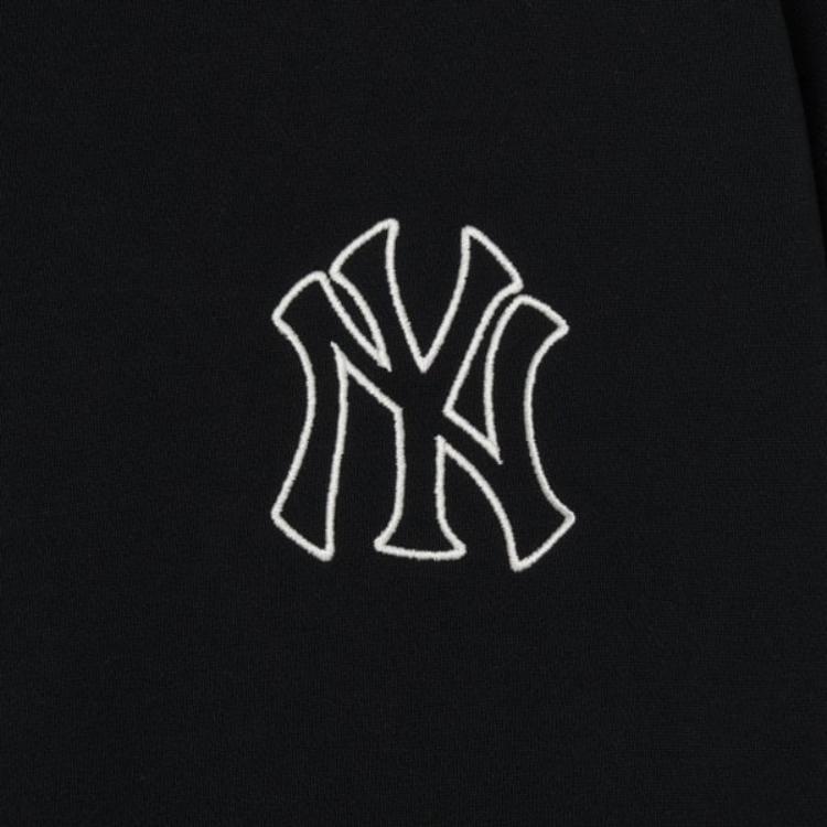 MLB Свитшоты New York Yankees Унисекс Черные С круглым вырезом Средняя стандартная посадка 3AMTB0431-50BKS