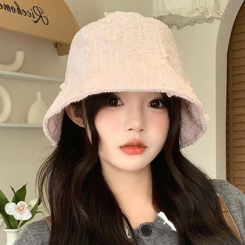 Маленький ароматный стиль Милая шляпа-панама с цветком для женщин Осень-Зима Ветрозащитная для лица Маленькая шляпа-горшок Корейская универсальная милая шляпа-ведро