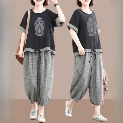 Женский наряд Свободный крой Футболка с принтом с коротким рукавом и клетчатые брюки Корейский стиль Модный комплект из двух предметов
